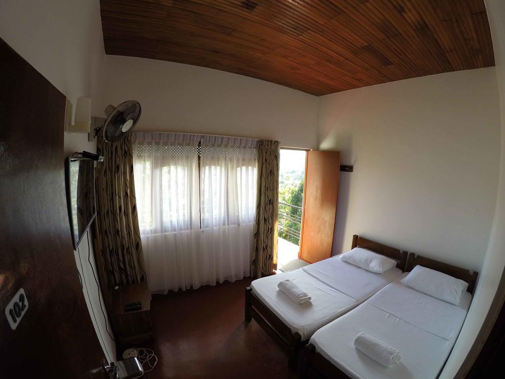 Villa 107 Kandy Eksteriør billede